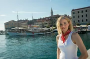 Stephanie Müller-Spirra im Hafenstädtchen Rovinj Stephanie Müller-Spirra im Hafenstädtchen Rovinj