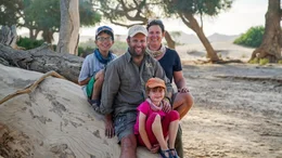 Die Familie Fennessey (v.li.): Luca, Julian, Molly (vorne) und Steph.