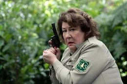 Parkrangerin Liz (Margo Martindale)