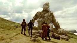 In Irland angekommen, treffen die Superhelden auf einen Kobold, der ihnen anbietet, den Weg zur "Goldenen Armee" zu zeigen. Allerdings nur f&uuml;r eine Gegenleistung ...