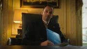Nicht nur ein neuer Mordfall, sondern auch der Anschlag auf seinen Vater beschäftigt Sherlock Holmes (Jonny Lee Miller) ... Nicht nur ein neuer Mordfall, sondern auch der Anschlag auf seinen Vater beschäftigt Sherlock Holmes (Jonny Lee Miller) ...