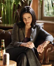 Ermitteln in einem Fall, bei dem ein kleines M&auml;dchen entf&uuml;hrt wurde: Amita (Navi Rawat) ...