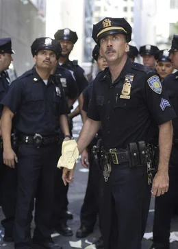 Ein ganz normaler Morgen, ein ganz normaler Arbeitstag wird f&uuml;r viele Millionen Menschen in New York zum Albtraum. So auch f&uuml;r die beiden Cops John McLoughlin (Nicolas Cage, r.) und Will Jemano (Michael Pena, l.) ...