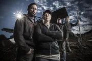 Yukon Gold continues the adventures of gutsy miners battling every obstacle that stands in their way – weather, breakdowns, crew, their own physical and mental endurance – all in the quest for gold. (Paperny Entertainment/Sean F. White) Yukon Gold continues the adventures of gutsy miners battling every obstacle that stands in their way – weather, breakdowns, crew, their own physical and mental endurance – all in the quest for gold. (Paperny Entertainment/Sean F. White)
