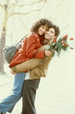 Endlich sind Alex (Jennifer Beals, l.) und Nick (Michale Nouri, r.) gl&uuml;cklich vereint.