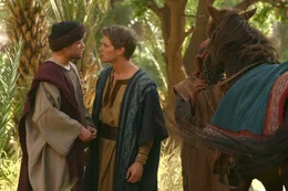 Judahs (Joseph Morgan, r.) Verwalter David (Marc Warren, l.) plant anl&auml;sslich des Einzugs des neuen Statthalters Pontius Pilatus einen terroristischen Anschlag. Alle Warnungen seines Chefs schl&auml;gt er in den Wind ...