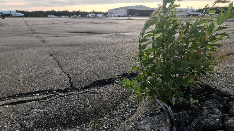 Ein Flughafen am Ende der Welt – Die Geschichte des Gander International Airport (D, 2019)