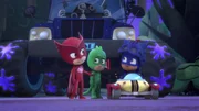 L-R: Amaya/Owlette, Greg/Gekko, Connor/Catboy