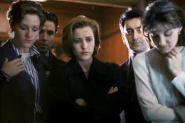 Dana Scully (Gillian Anderson)