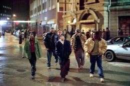 Premiere: "8 Mile". Im Bild: Die "Three One Third"-Gang in Detroid: DJ Iz (De'Angelo Wilson), Sol (Omar Benson Miller), Jimmy (Eminem), Chedder Bob (Evan Jones) und Future (Mekhi Phifer).