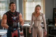 Steel (Nick Zano, l.); White Canary (Caity Lotz, r.)