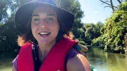 Filmemacherin Kristina Schranz besucht die Naturparks in Burgenland.