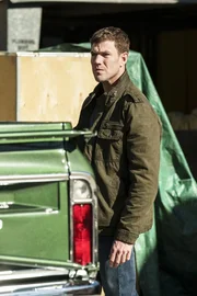 Leroy Jethro Gibbs (Austin Stowell)