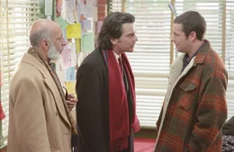 Das Leben geht seinen gewohnten, ruhigen Gang, bis eines Tages zwei Testamentsvollstrecker (Peter Gallagher, M. und  Erick Avari, l.) in Deeds (Adam Sandler, r.) kleines Restaurant schneien und ihm die Nachricht &uuml;berbringen, dass er im Geld bald nur so schwimmen wird ...