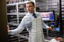 Frank Mercer (Liev Schreiber) geht im wahrsten Sinne des Wortes &uuml;ber Leichen, um mit seinem Unternehmen "The Union" den Markt der Organtransplantate zu beherrschen.