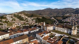 Ouro Preto war um 1800 die reichste Stadt des gesamten amerikanischen Kontinents. Heute ist die Altstadt Weltkulturerbe und das Ziel unserer Reise auf der Estrada Real.