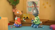 Pip wundert sich, dass sein Kresseköpfchen plötzlich nicht mehr so gedeiht wie Posys Kresseköpfchen. Pip wundert sich, dass sein Kresseköpfchen plötzlich nicht mehr so gedeiht wie Posys Kresseköpfchen.