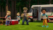 Trevor und die Pfadfinder machen einen Ausflug in den Wald und ahnen nichts von Samtpf&ouml;tchens List.