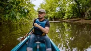 Fabrice Placet, hier in seinem Kayak, hat vor einigen Jahren im Dordogne-Tal eine Kayakschule gegründet. Fabrice Placet, hier in seinem Kayak, hat vor einigen Jahren im Dordogne-Tal eine Kayakschule gegründet.