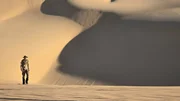 Der Survival-Experte Mohammed Shahin testet Überlebensstrategien in den Weiten der Sahara. Der Survival-Experte Mohammed Shahin testet Überlebensstrategien in den Weiten der Sahara.