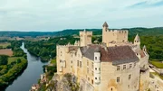 Eines von den vielen Schlössern. Dieser Region an der Dordogne, wird auch das “Land der Schlösser” genannt. Eines von den vielen Schlössern. Dieser Region an der Dordogne, wird auch das “Land der Schlösser” genannt.