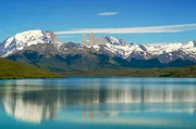 Von Nord nach S&uuml;d reihen sich im chilenischen Teil von Patagonien auf knapp 2.000 Kilometern Seen, Eisfelder und gewaltige Berge aneinander.