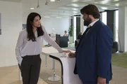 Staatsanwältin Claudia Strauss (Bettina Zimmermann) hat keine Zweifel: Bennis (Antoine Monot, Jr.) Mandant hat aus Schuldgefühlen am Tod seines Partners Selbstmord begangen. Der Fall scheint abgeschlossen. Staatsanwältin Claudia Strauss (Bettina Zimmermann) hat keine Zweifel: Bennis (Antoine Monot, Jr.) Mandant hat aus Schuldgefühlen am Tod seines Partners Selbstmord begangen. Der Fall scheint abgeschlossen.