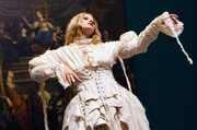 Paris Paloma im "Museum voor Schone Kunsten Gent": Die selbsternannte "Kunstgeschichts-Nerdin" Paris Paloma sorgt bei "Sounds Like Art" für einen besonderen Auftritt. Paris Paloma im "Museum voor Schone Kunsten Gent": Die selbsternannte "Kunstgeschichts-Nerdin" Paris Paloma sorgt bei "Sounds Like Art" für einen besonderen Auftritt.