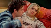 Ellie will aus der WG ausziehen. Jonas (Patrick Schlegel) ist insgeheim erleichtert, doch Toni (Sarah Buchholzer) ist traurig. Ellie will aus der WG ausziehen. Jonas (Patrick Schlegel) ist insgeheim erleichtert, doch Toni (Sarah Buchholzer) ist traurig.