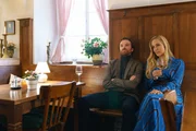 Gruppeninspektorin Penny Lanz (Lilian Klebow) hat sich auf ein Date mit Erik Maurer (Philip Kelz) eingelassen, um ihn überführen zu können. Gruppeninspektorin Penny Lanz (Lilian Klebow) hat sich auf ein Date mit Erik Maurer (Philip Kelz) eingelassen, um ihn überführen zu können.