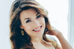 Sopranistin Olga Peretyatko gestaltet mit den M&uuml;nchner Symphonikern ein traumhaftes Opernprogramm mit Arien und Duetten aus Werken von Georges Bizet, Giuseppe Verdi, Jacques Offenbach und Charles Fran&ccedil;ois Gounod.