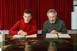 Die beiden Hauptdarsteller des Films F&eacute;lix (Antonio Banderas, li.) und Iv&aacute;n (Oscar Mart&iacute;nez, re.) proben gemeinsam ihren Text.