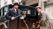 Die Kommissare Max Schreiber (Matthias Komm) und Fritz Kiehl (Christian Clauß) beim Beladen des sogenannten „Mordautos“. Im Wagen ist alles untergebracht, was die Ermittler für eine Tatortsicherung brauchen – vom Pinsel bis zur Fotoausrüstung. Die Kommissare Max Schreiber (Matthias Komm) und Fritz Kiehl (Christian Clauß) beim Beladen des sogenannten „Mordautos“. Im Wagen ist alles untergebracht, was die Ermittler für eine Tatortsicherung brauchen – vom Pinsel bis zur Fotoausrüstung.