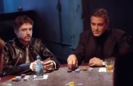 v.li.: Topher Grace, Danny Ocean (George Clooney)