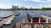 Alte Donau: Wo sich an hei&szlig;en Tagen Originale und schr&auml;ge Zeitgenossen treffen &ndash; was denken und reden die Menschen hier?
