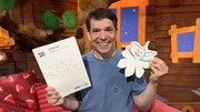 Juri startet die MACH MiT!-Woche und zeigt die kostenlose Bastelvorlage mit Fidi und herbstlichen Blättertieren wie dem Igel, dem Eichhörnchen und dem Fuchs. Juri startet die MACH MiT!-Woche und zeigt die kostenlose Bastelvorlage mit Fidi und herbstlichen Blättertieren wie dem Igel, dem Eichhörnchen und dem Fuchs.