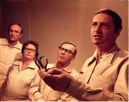 James Olson (l.)