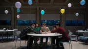 Von links: Nicky (Fionn Laird), Kalisha (Simone Miller), Luke (Joe Freeman), Avery (Viggo Hanvelt) und George (Arlen So) - Sie nehmen Abschied, denn Kalisha muss sie verlassen. Von links: Nicky (Fionn Laird), Kalisha (Simone Miller), Luke (Joe Freeman), Avery (Viggo Hanvelt) und George (Arlen So) - Sie nehmen Abschied, denn Kalisha muss sie verlassen.