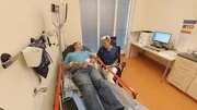 Doc Caro und Patient Herr Gutmann