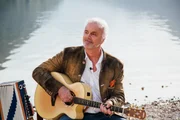 Fred Jaklitsch musiziert am Grundlsee. Fred Jaklitsch musiziert am Grundlsee.