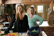 Samantha Spade (Poppy Montgomery, li.) Die Tochter von Elena, Sofie, verschwindet spurlos. Als das Team die Ermittlungen aufnimmt, verschwindet zusätzlich eine Touristin namens Jenny. Samantha Spade (Poppy Montgomery, li.) Die Tochter von Elena, Sofie, verschwindet spurlos. Als das Team die Ermittlungen aufnimmt, verschwindet zusätzlich eine Touristin namens Jenny.