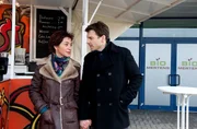 Merle (Anja Franke, l.) und Justus (Norman Kalle, r.) freuen sich auf ihre gemeinsame Zukunft auf der richtigen Seite des Gesetzes. Merle (Anja Franke, l.) und Justus (Norman Kalle, r.) freuen sich auf ihre gemeinsame Zukunft auf der richtigen Seite des Gesetzes.