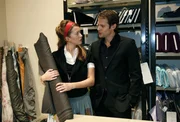 Hannah (Laura Osswald, l.) lässt sich von Paolo (Thorsten Feller, r.) nicht einschüchtern. Hannah (Laura Osswald, l.) lässt sich von Paolo (Thorsten Feller, r.) nicht einschüchtern.
