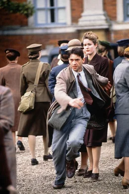 Verfolgt vom britischen Geheimdienst: Tom Jericho (Dougray Scott) ...