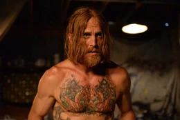 Jesse Hellman (Ethan Embry)
