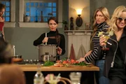 (v.l.n.r.) Gideon (Amy Louise Pemberton); Ava Sharpe (Jes Macallan); Sara Lance (Caity Lotz) (v.l.n.r.) Gideon (Amy Louise Pemberton); Ava Sharpe (Jes Macallan); Sara Lance (Caity Lotz)