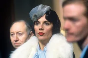 Mrs.Farley (Mary Tamm)