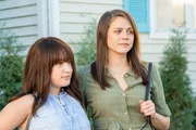 Mariah Day (Gideon Adlon) und Lily Day (Olivia Luccardi).