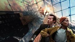 Die todkranke Samira (Lupita Nyong'o, r.) und der Student Eric (Joseph Quinn, l.) m&uuml;ssen in Manhattan nach einer Alien-Invasion ums &Uuml;berleben k&auml;mpfen.