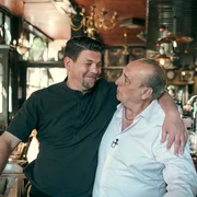 Tim Mälzer (l.) und Gennaro Contaldo in London. Tim Mälzer (l.) und Gennaro Contaldo in London.
